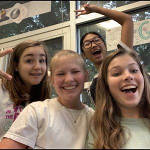 Meet your Posher, Lauren